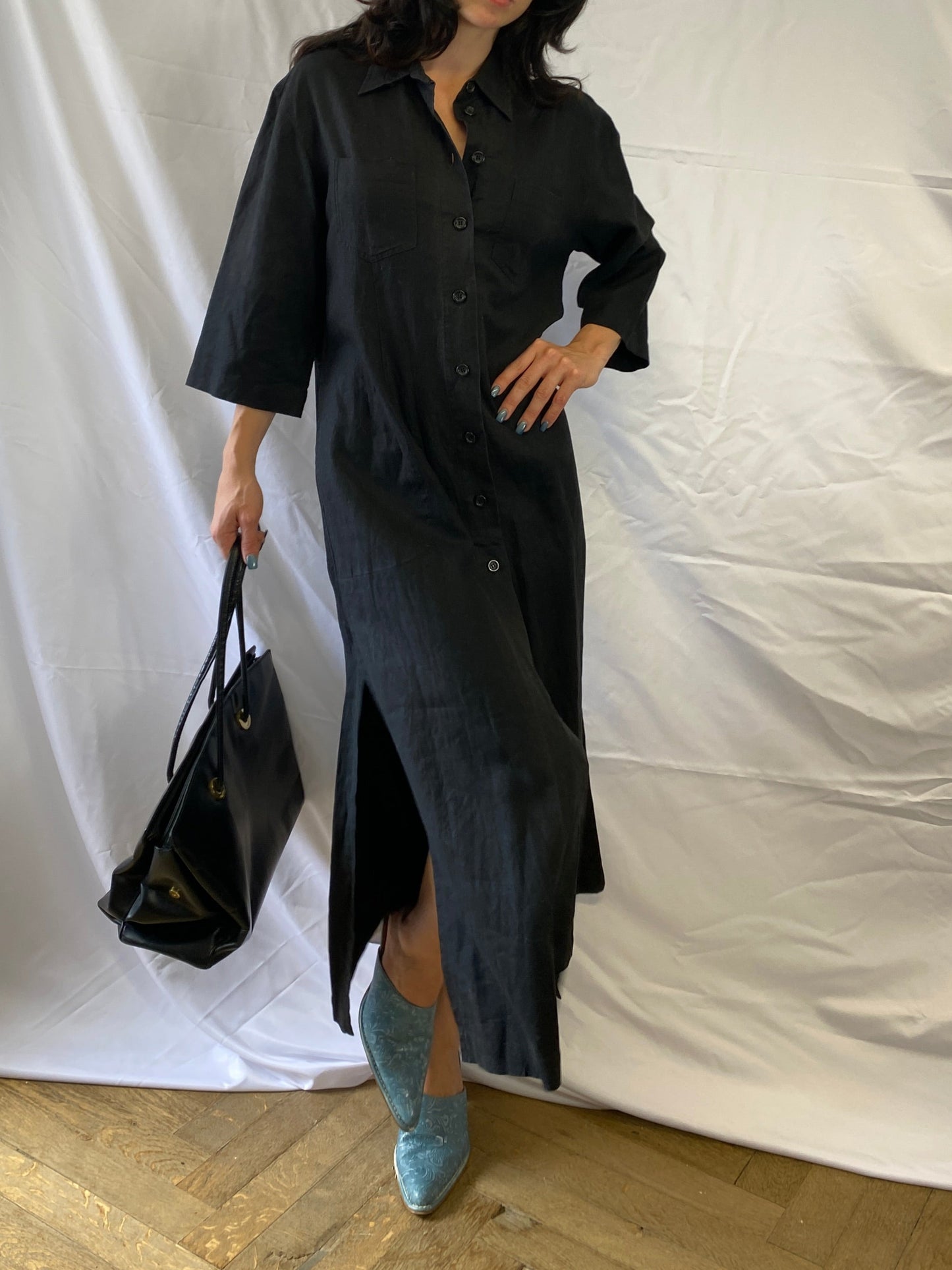 langes schwarzes leinen kleid