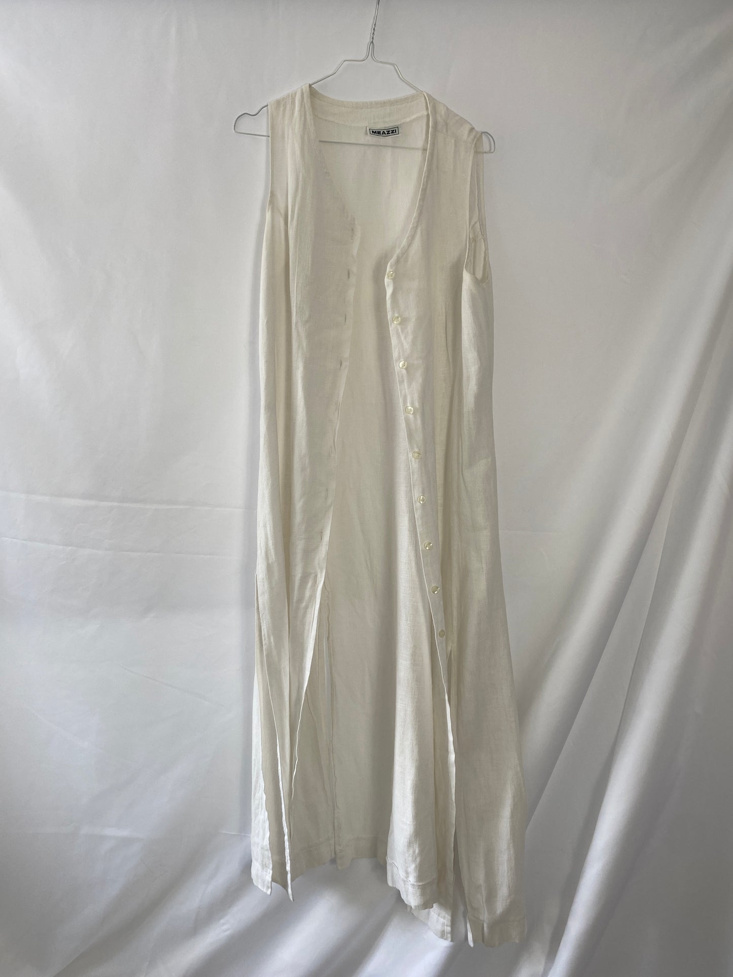 Leinen Kleid mit Schlitzen