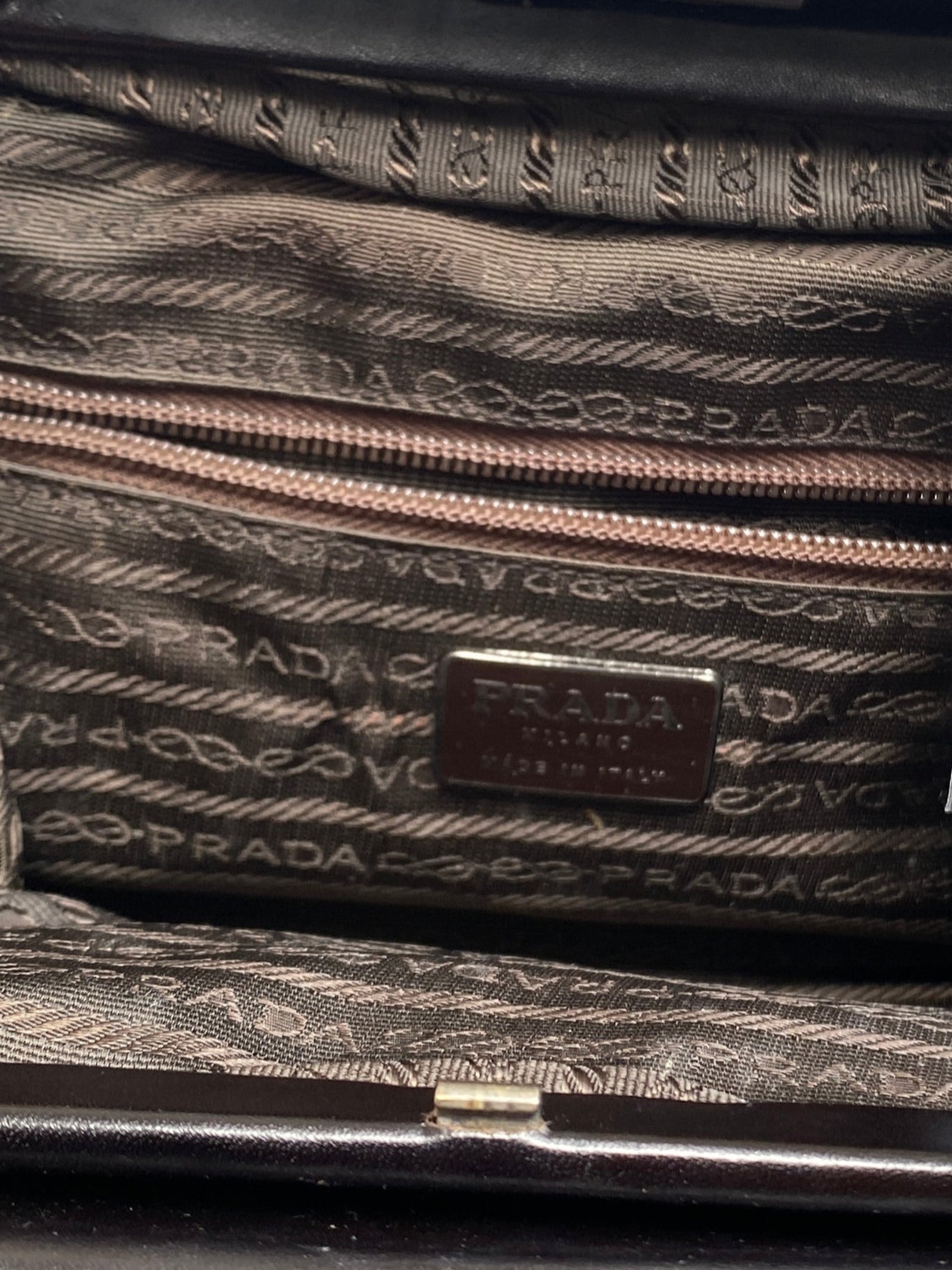 Prada Lackleder Tasche
