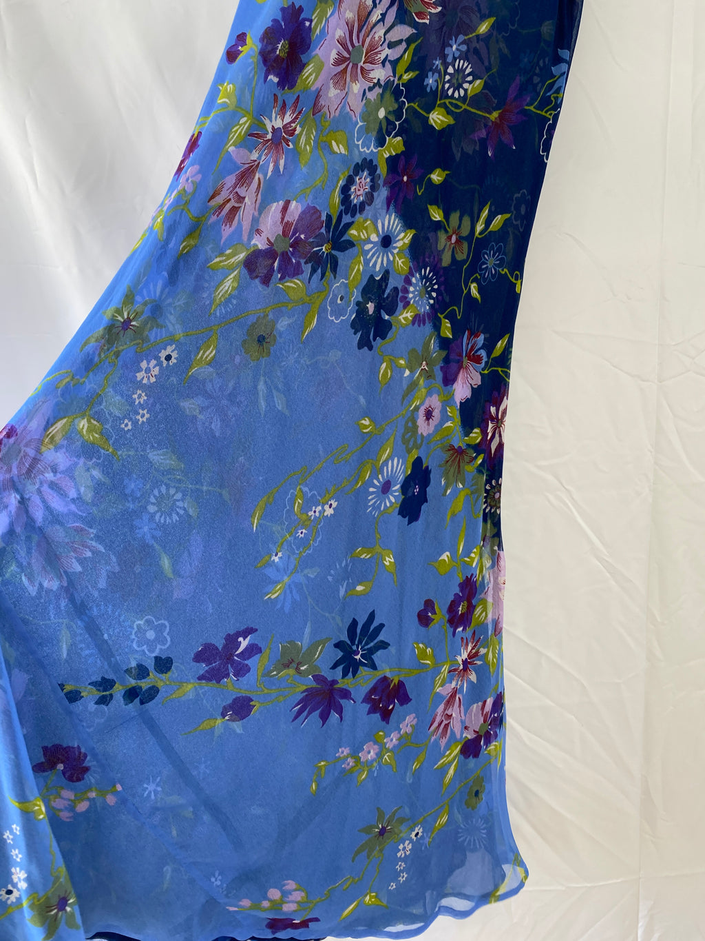 Wendbares Blumenkleid