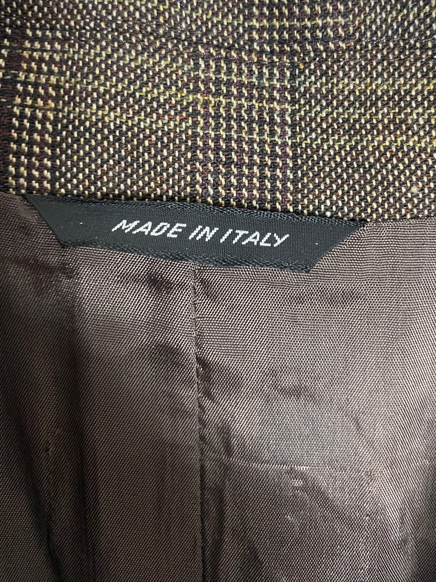 Taillierter Blazer mit Samt-Details