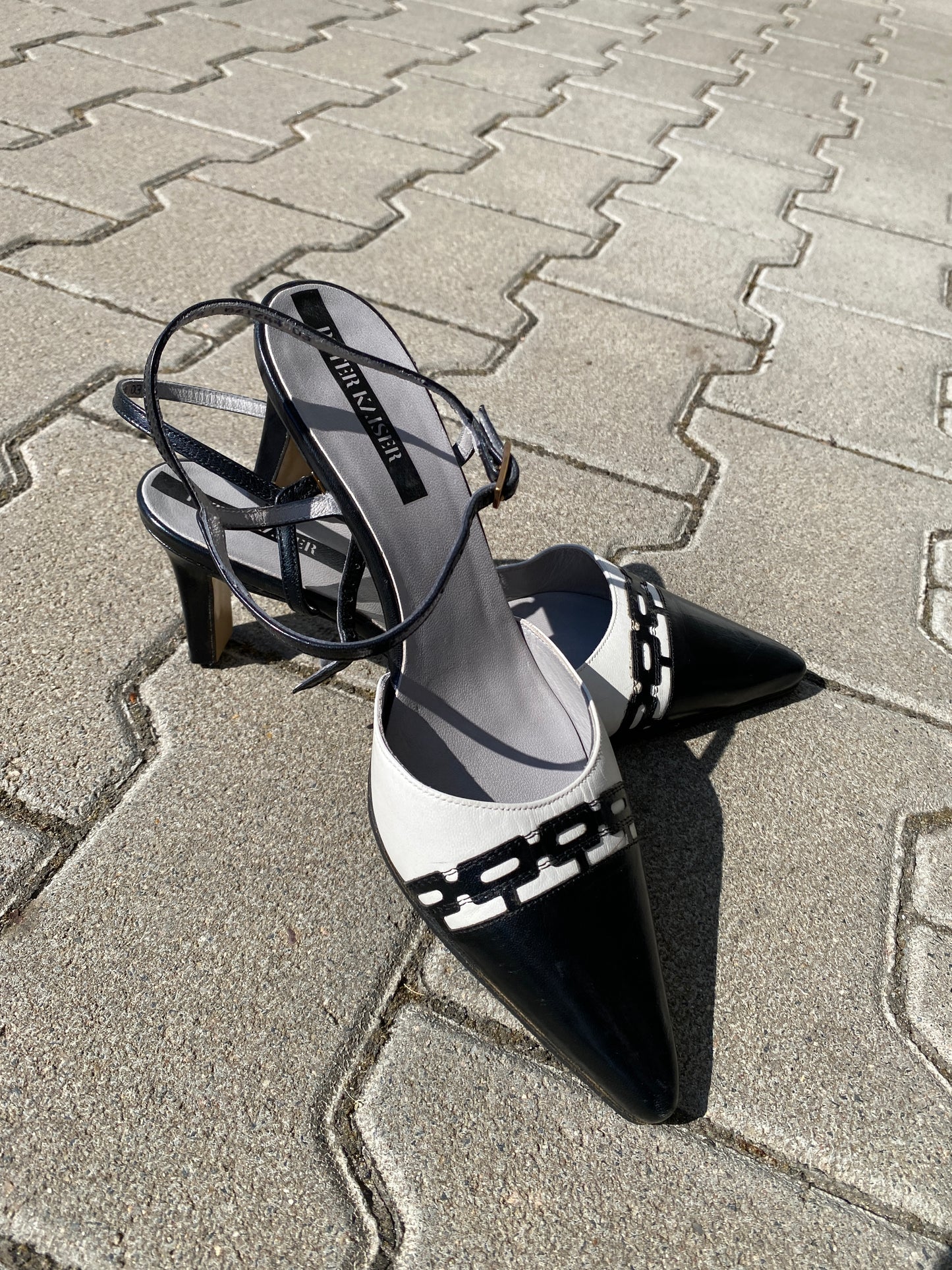 Sexy sling pumps