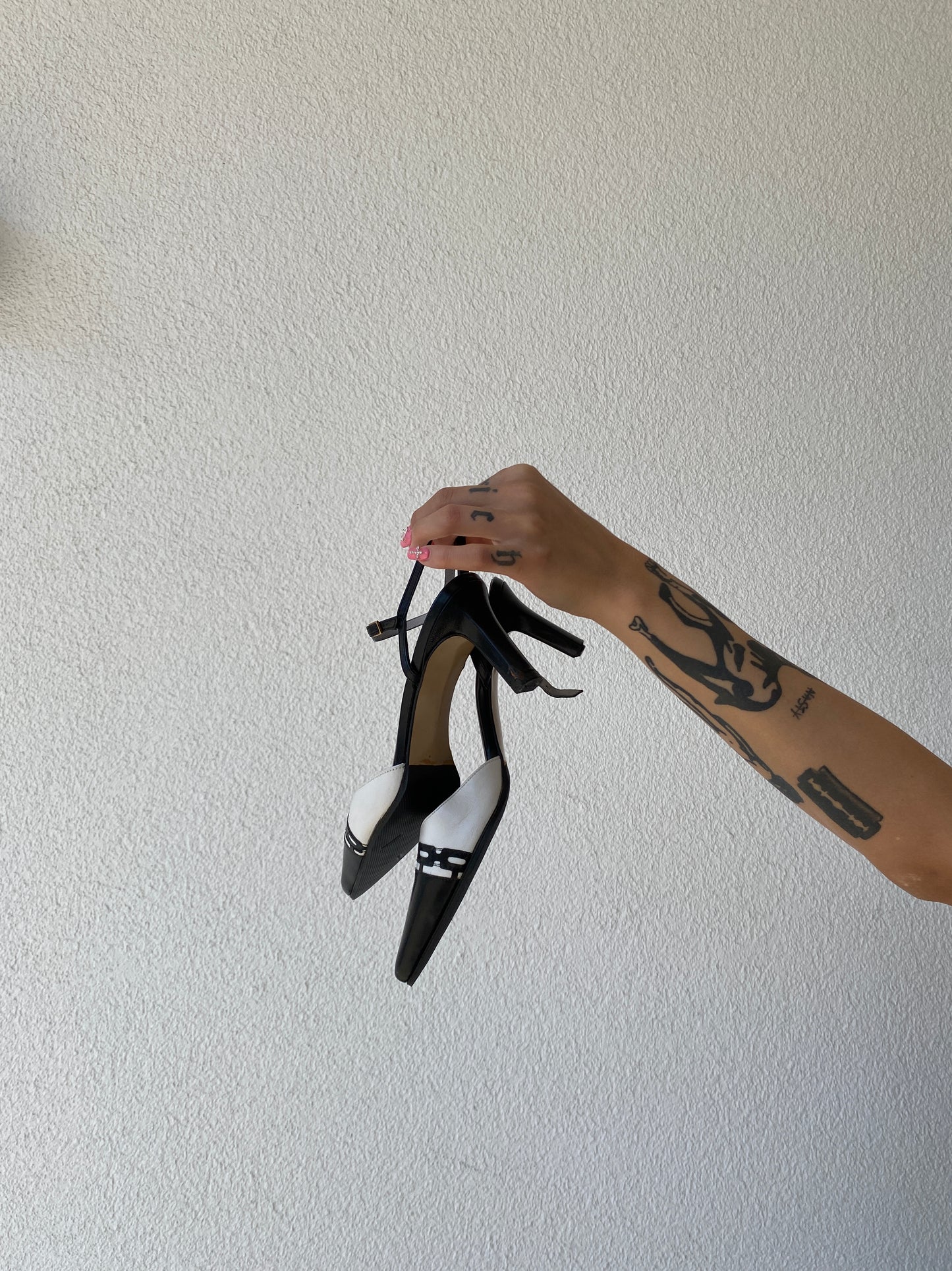 Sexy sling pumps