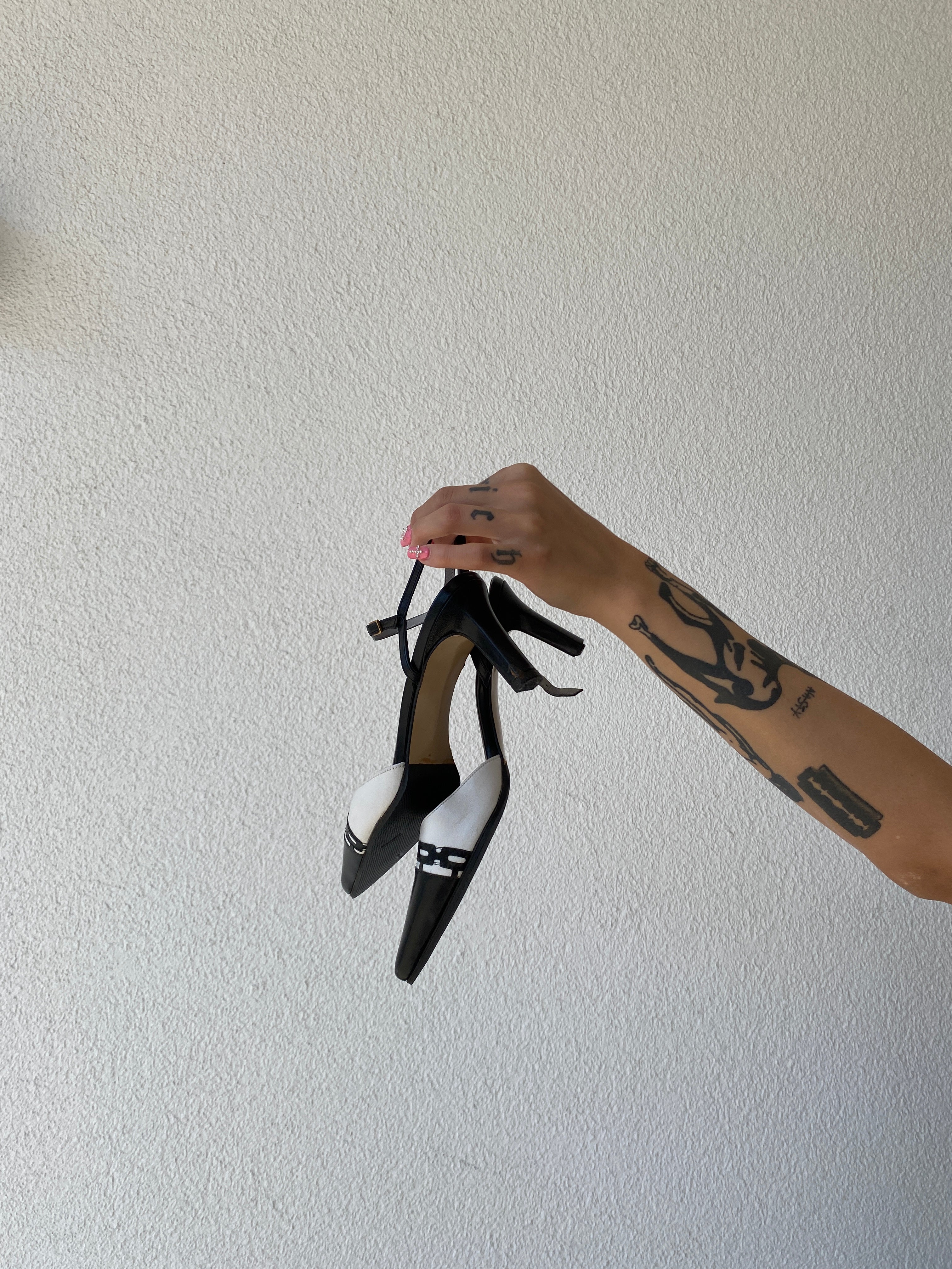 Sexy sling pumps